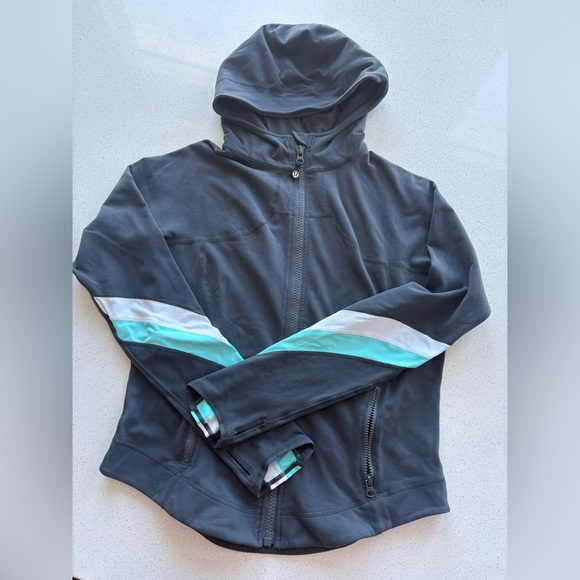 lululemon athletica Tops - Lululemon half moon jacket - size 12